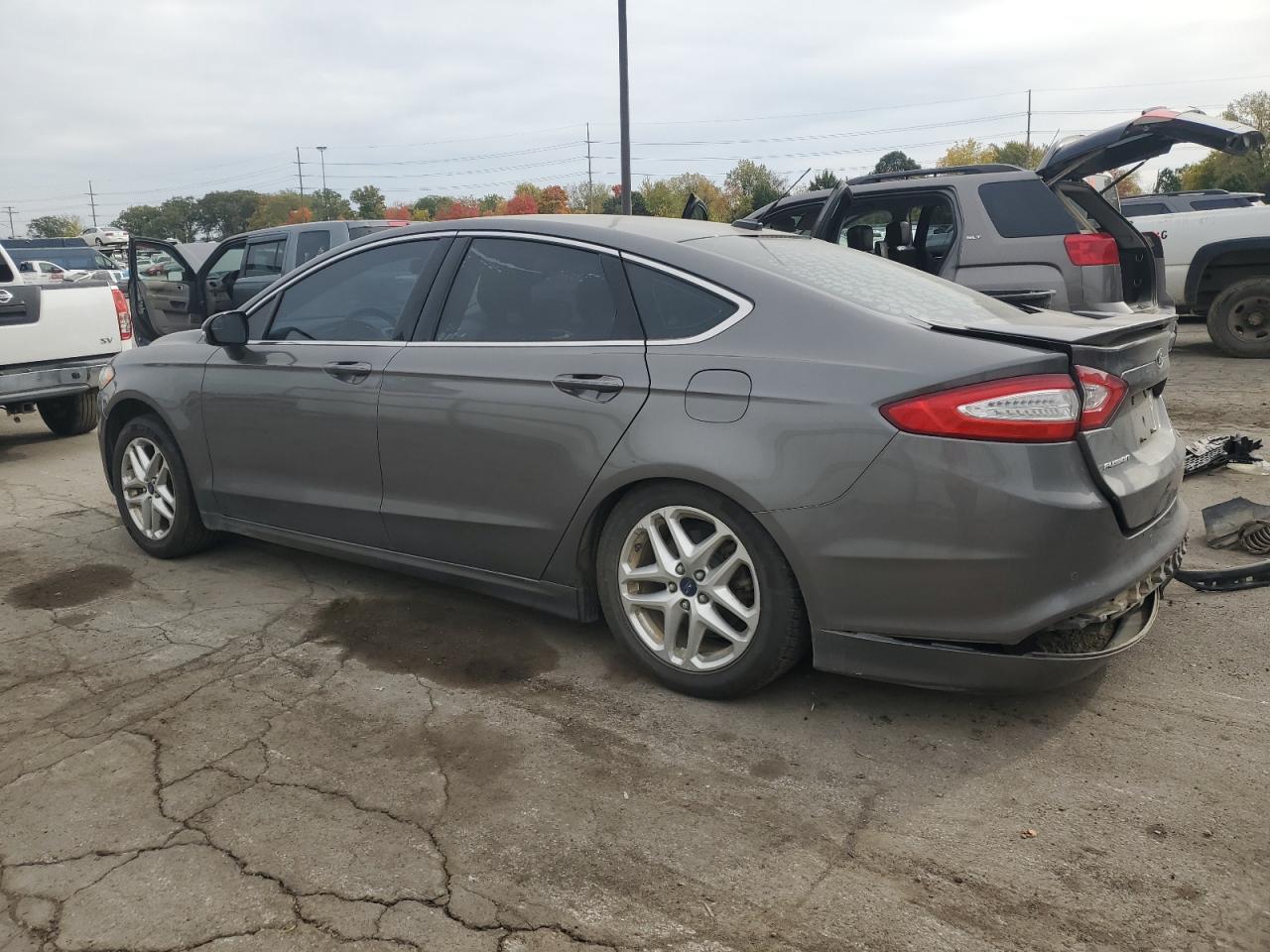 2013 FORD FUSION SE photo 3