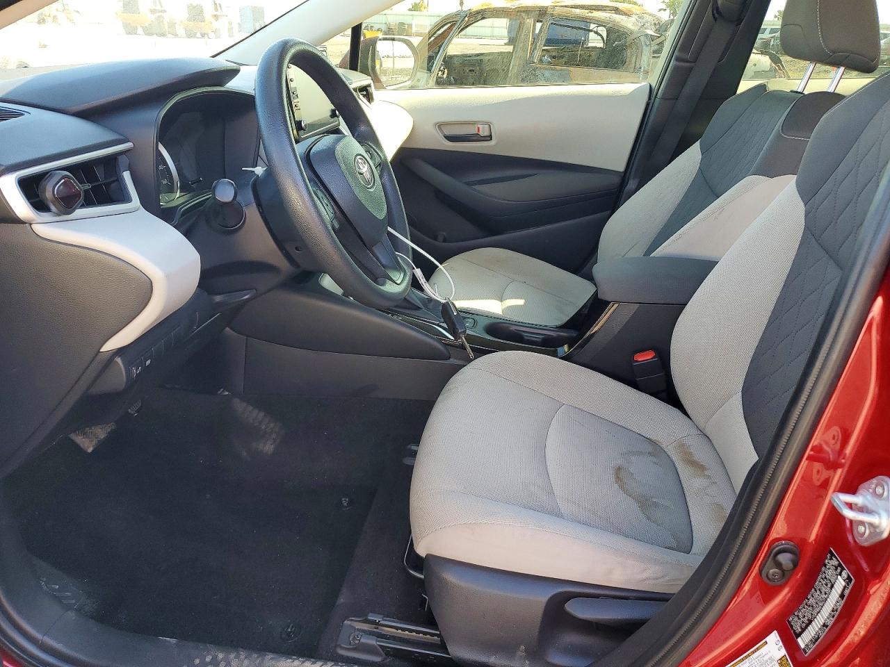 2022 TOYOTA COROLLA LE photo 19