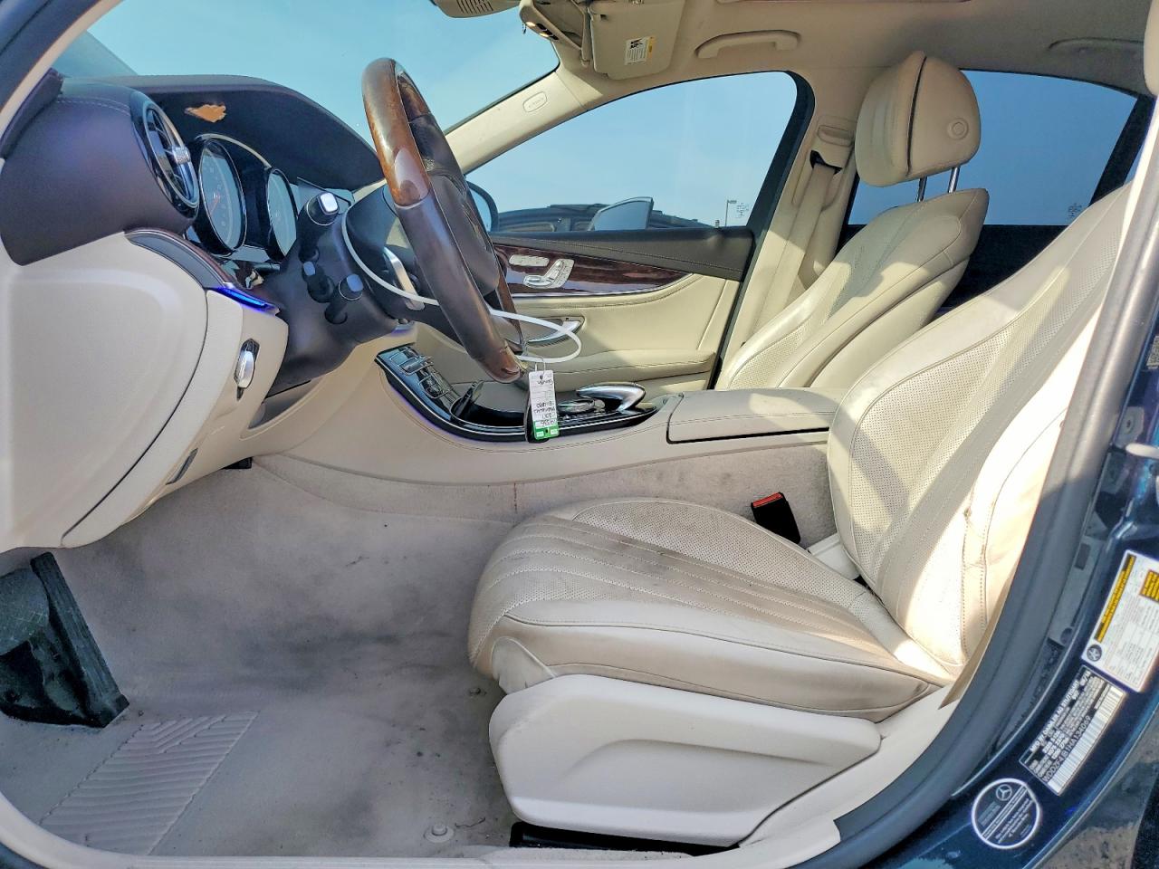 2017 MERCEDES-BENZ E 300 photo 7