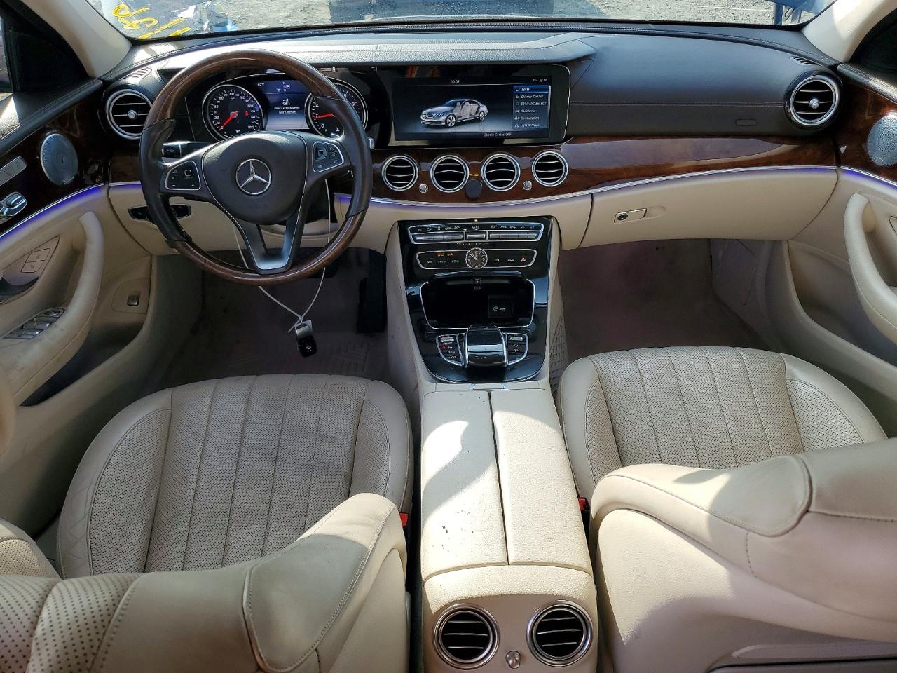 2017 MERCEDES-BENZ E 300 photo 8