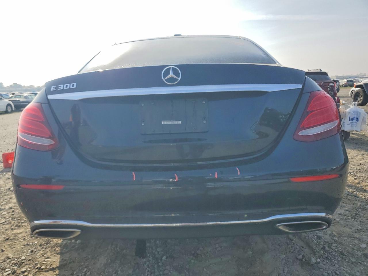 2017 MERCEDES-BENZ E 300 photo 6