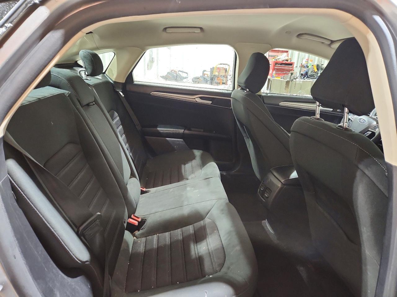 2020 FORD FUSION SE photo 10