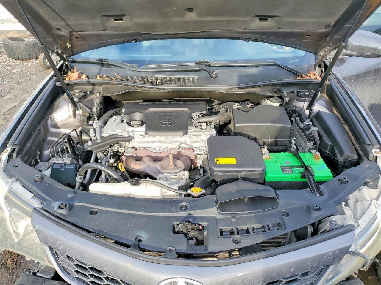 2013 TOYOTA CAMRY photo 11