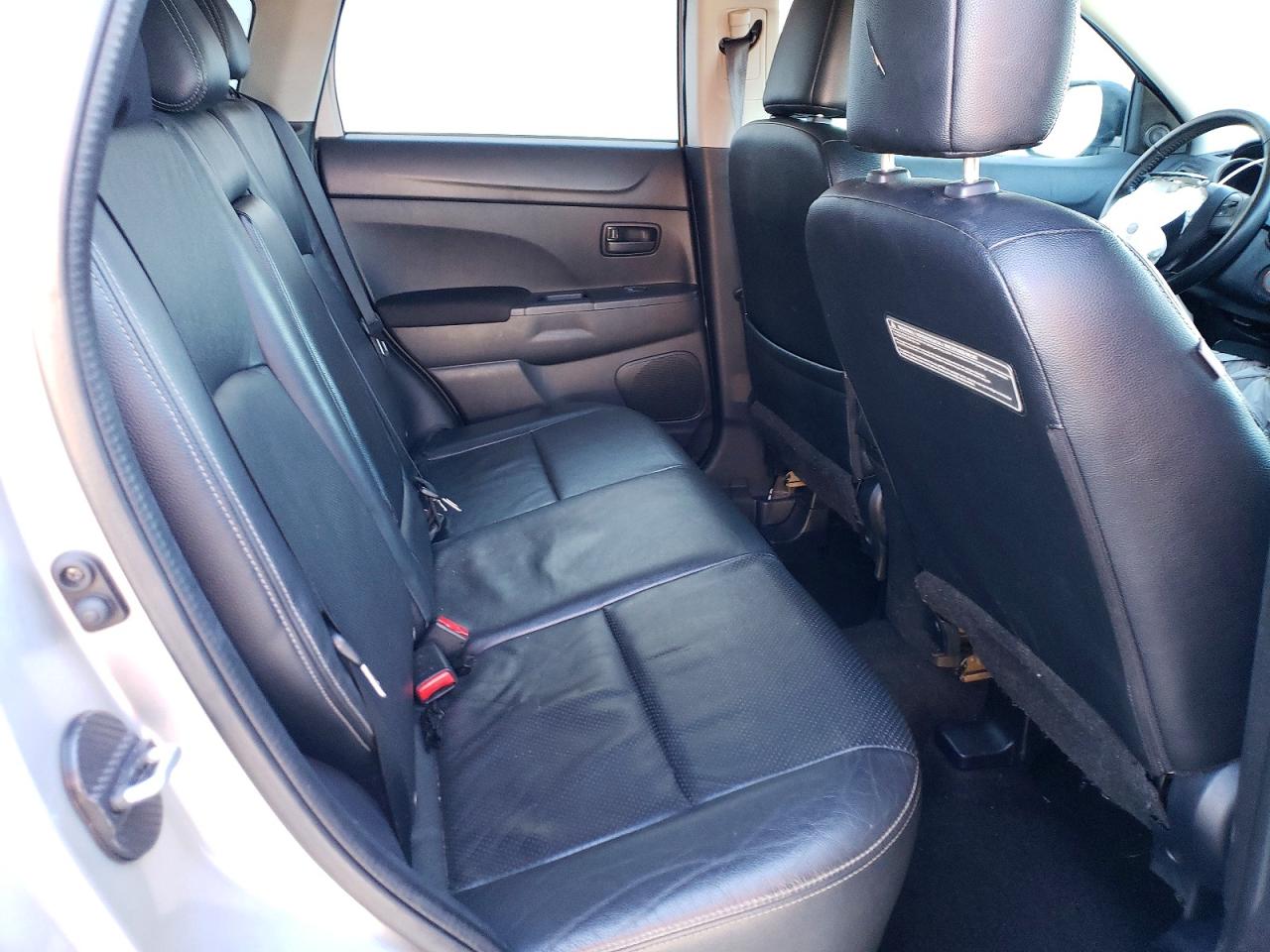 2015 MITSUBISHI OUTLANDER SPORT ES photo 21