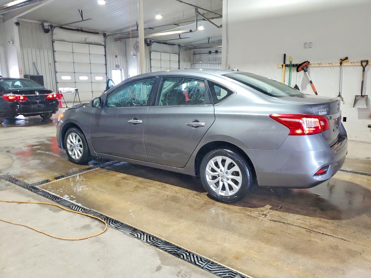 2019 NISSAN SENTRA S photo 2