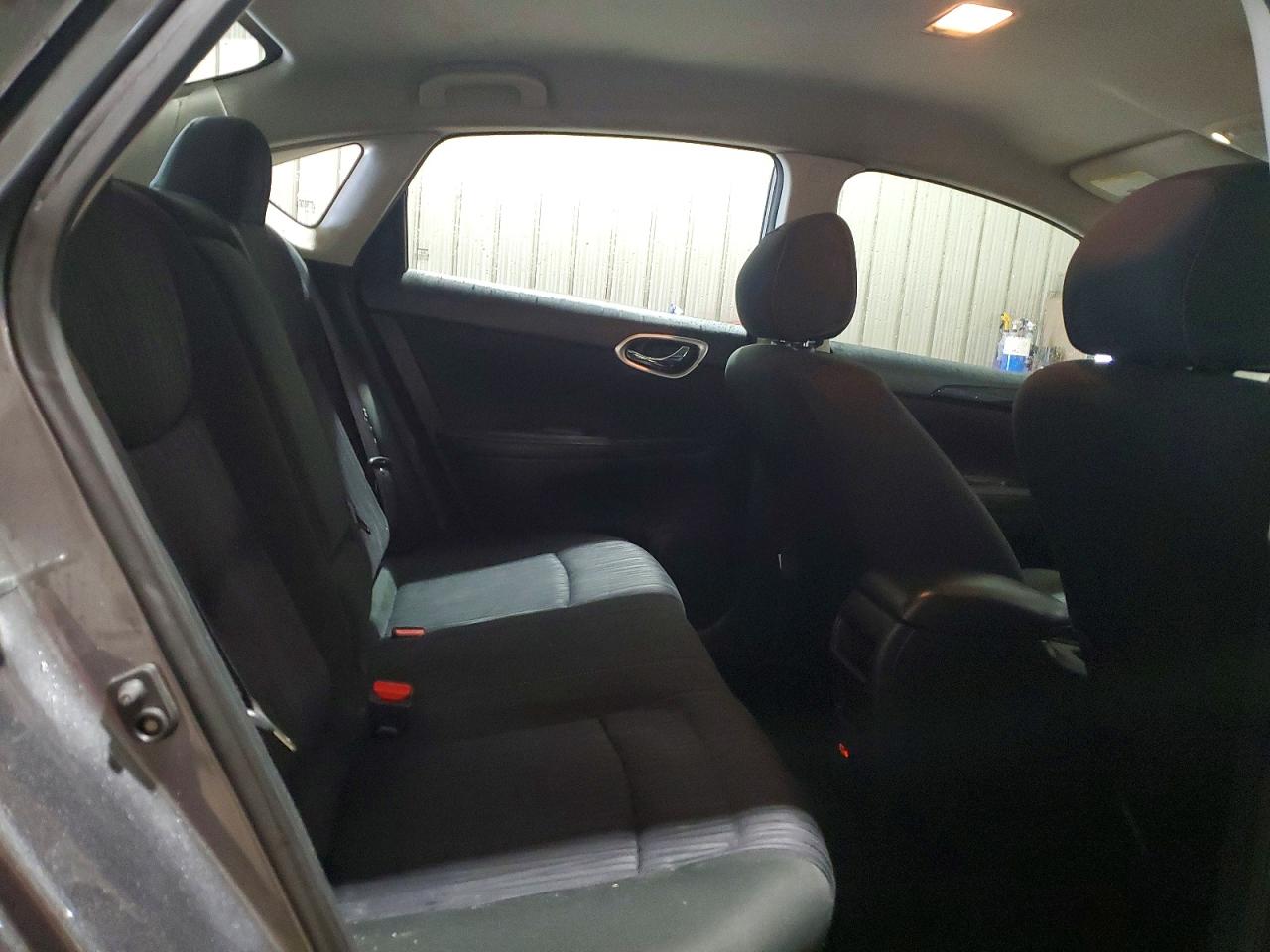 2019 NISSAN SENTRA S photo 10
