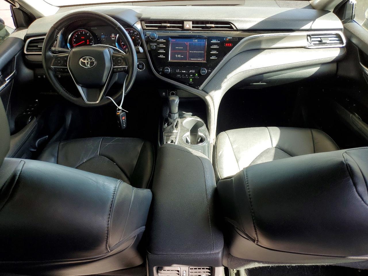 2018 TOYOTA CAMRY XSE photo 21