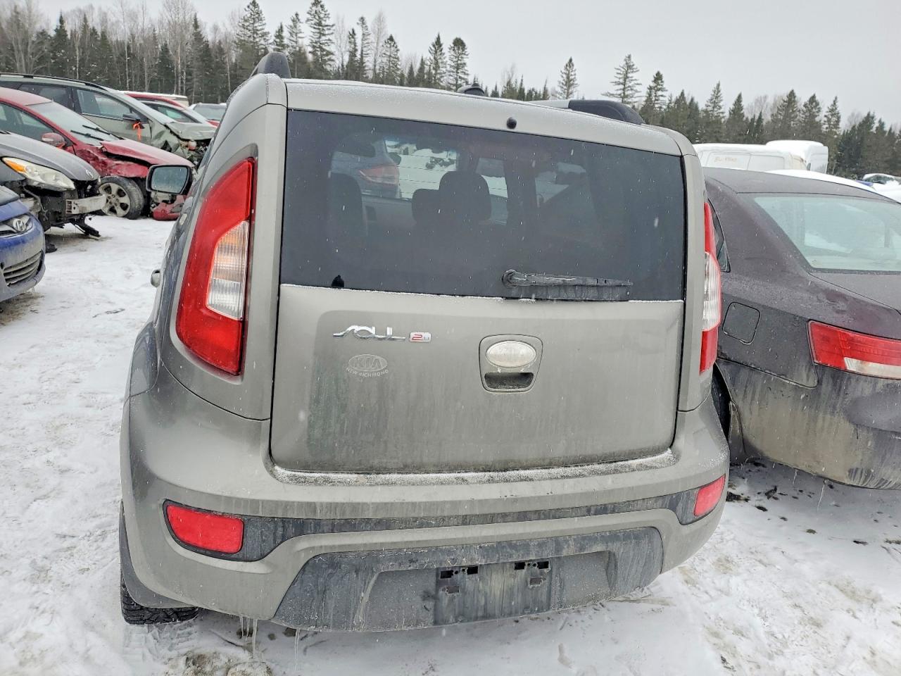 2013 KIA SOUL + photo 11