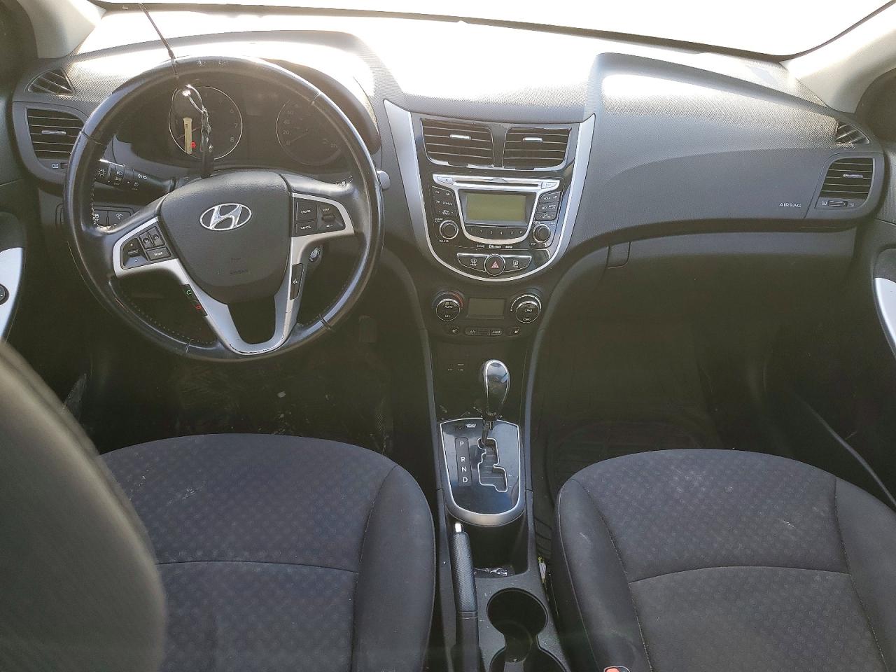 2014 HYUNDAI ACCENT photo 8