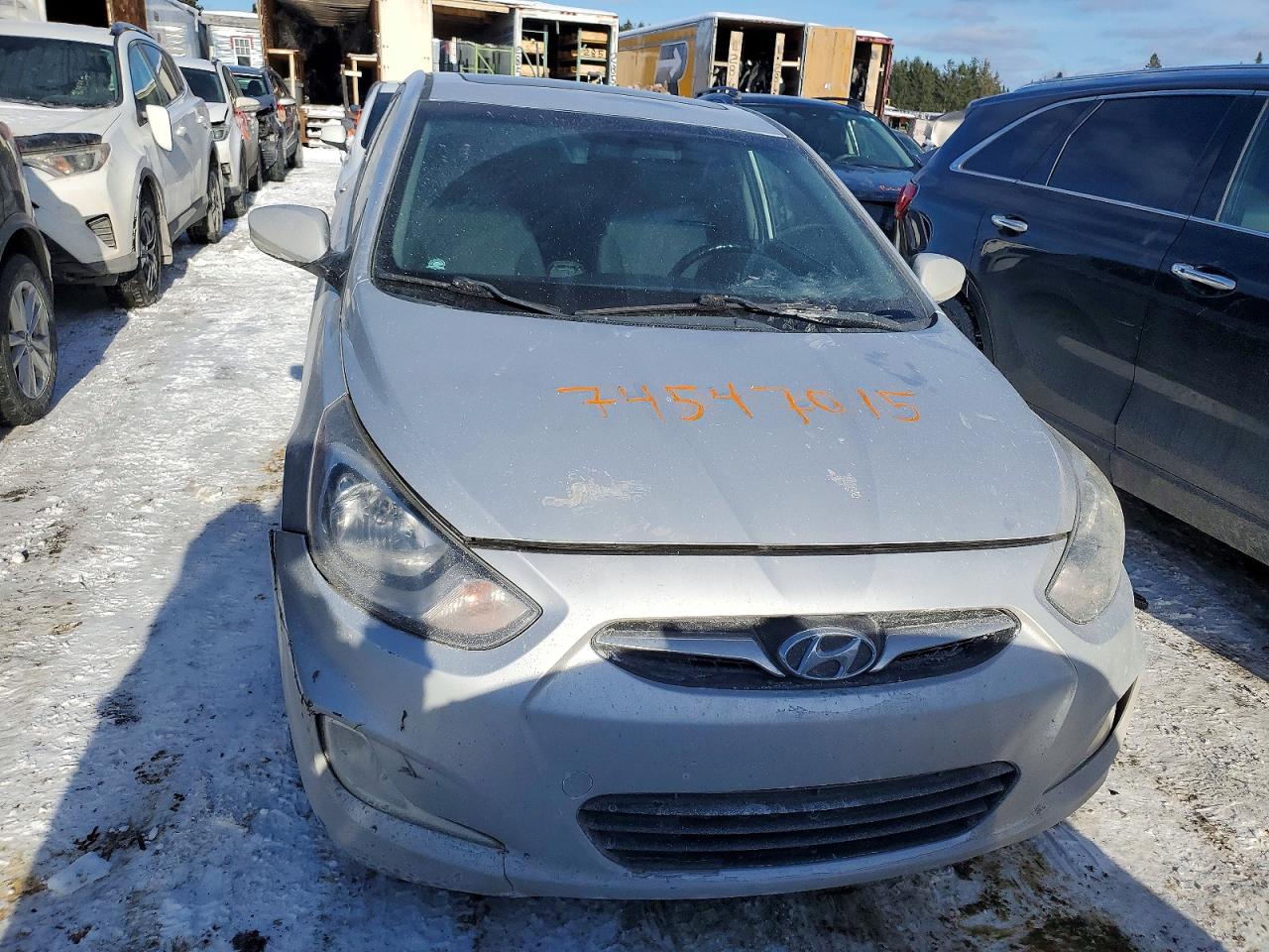2014 HYUNDAI ACCENT photo 5