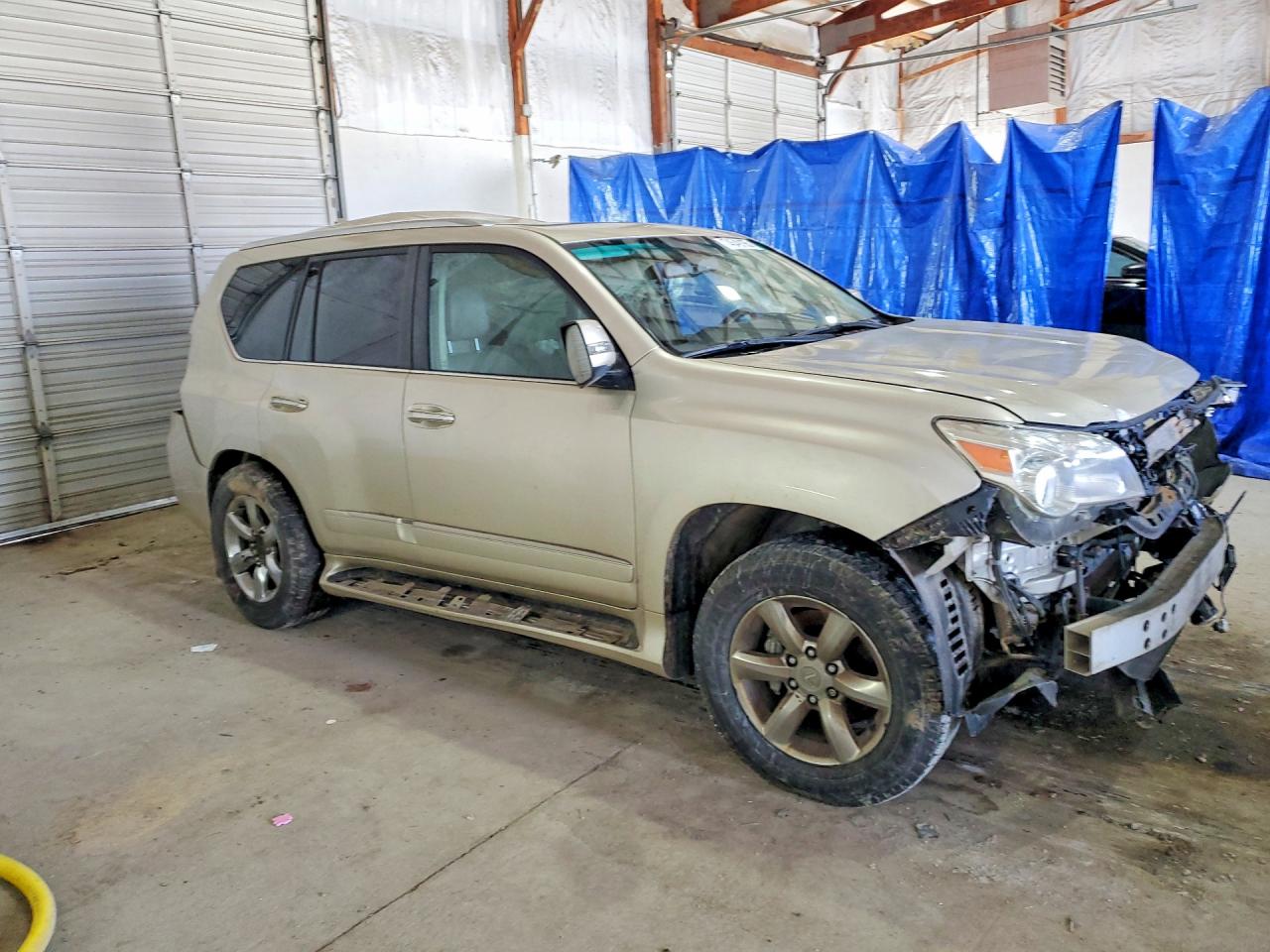 2010 LEXUS GX 460 PREMIUM photo 4