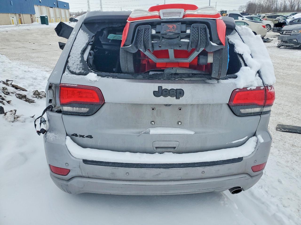 2018 JEEP GRAND CHEROKEE LAREDO photo 21