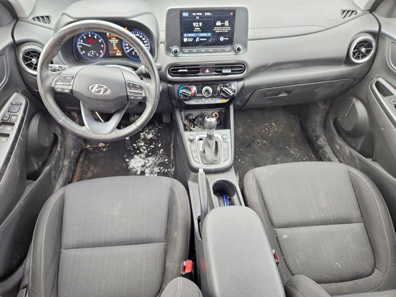 2022 HYUNDAI KONA SEL photo 8