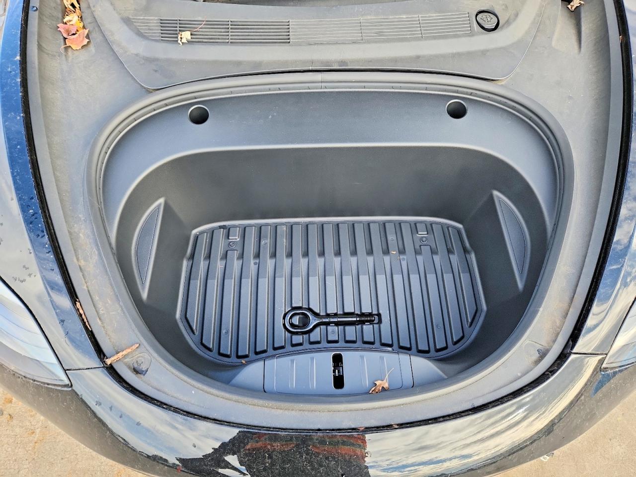 2023 TESLA MODEL 3 photo 11