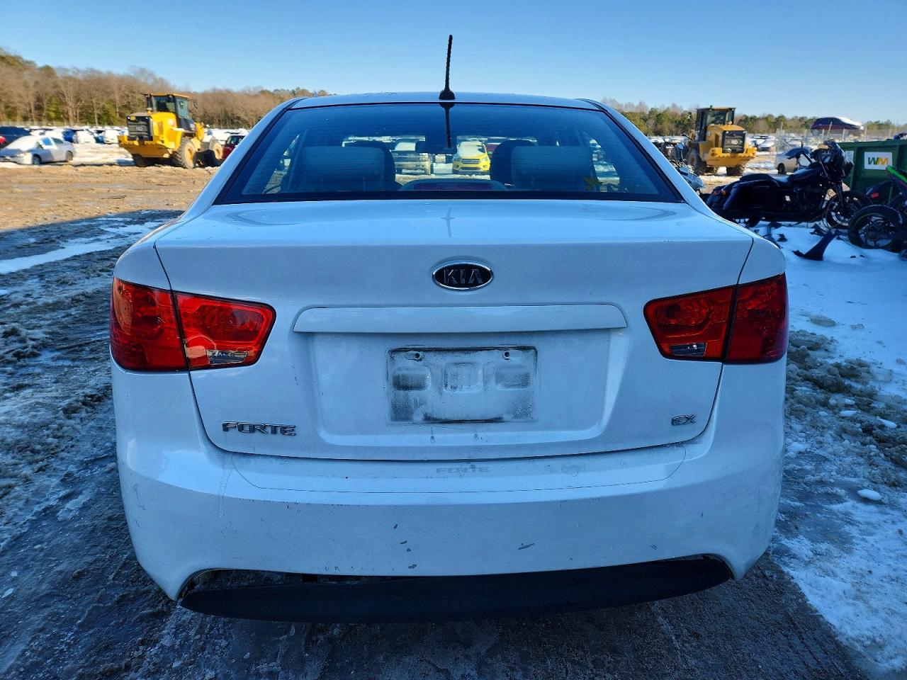 2013 KIA FORTE EX photo 11