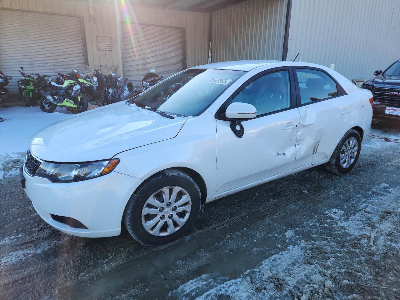 2013 KIA FORTE EX photo 2