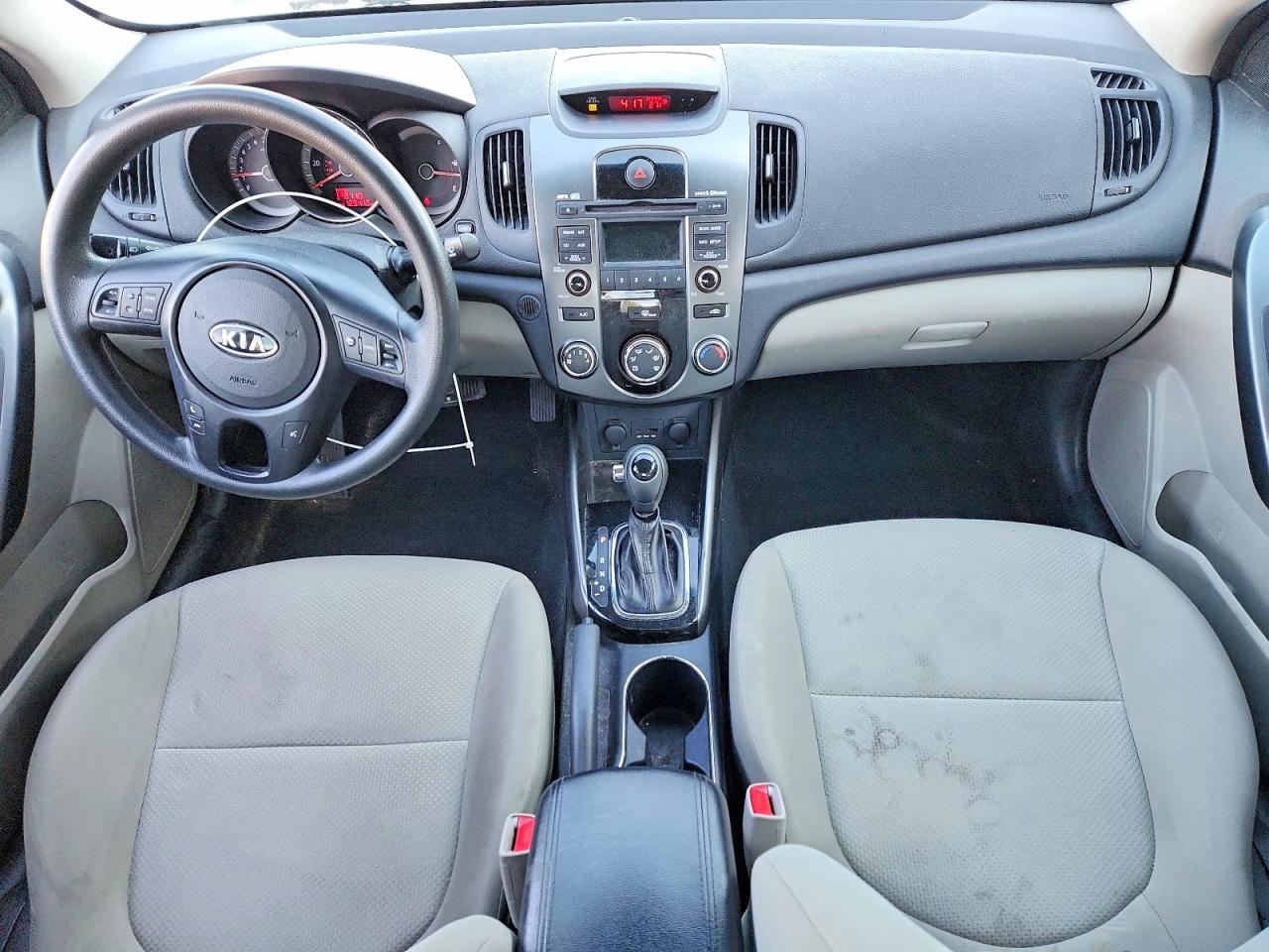 2013 KIA FORTE EX photo 15