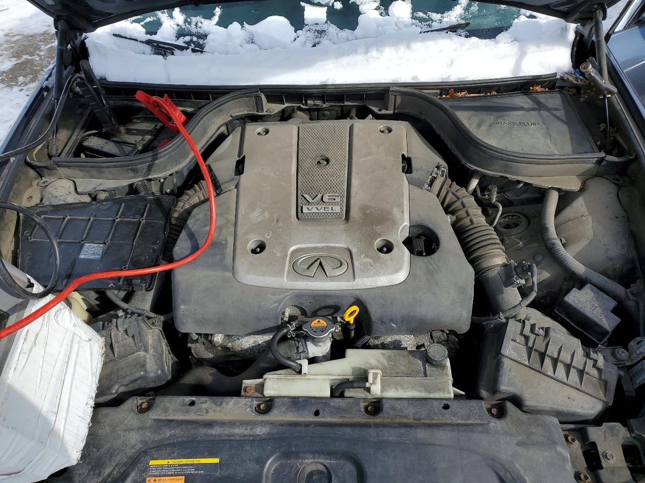 2010 INFINITI G37 photo 11