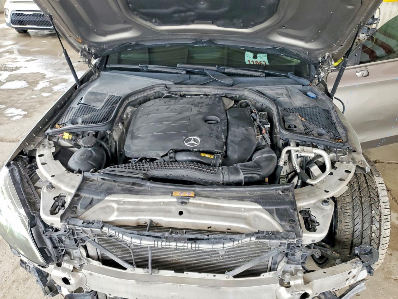 2019 MERCEDES-BENZ C 300 photo 31