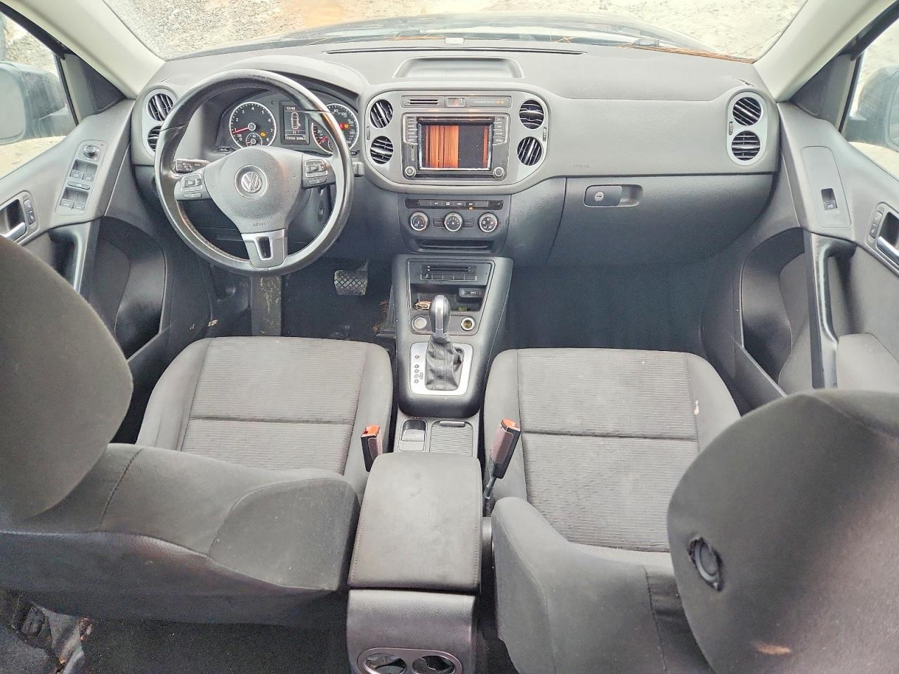 2017 VOLKSWAGEN TIGUAN S photo 8