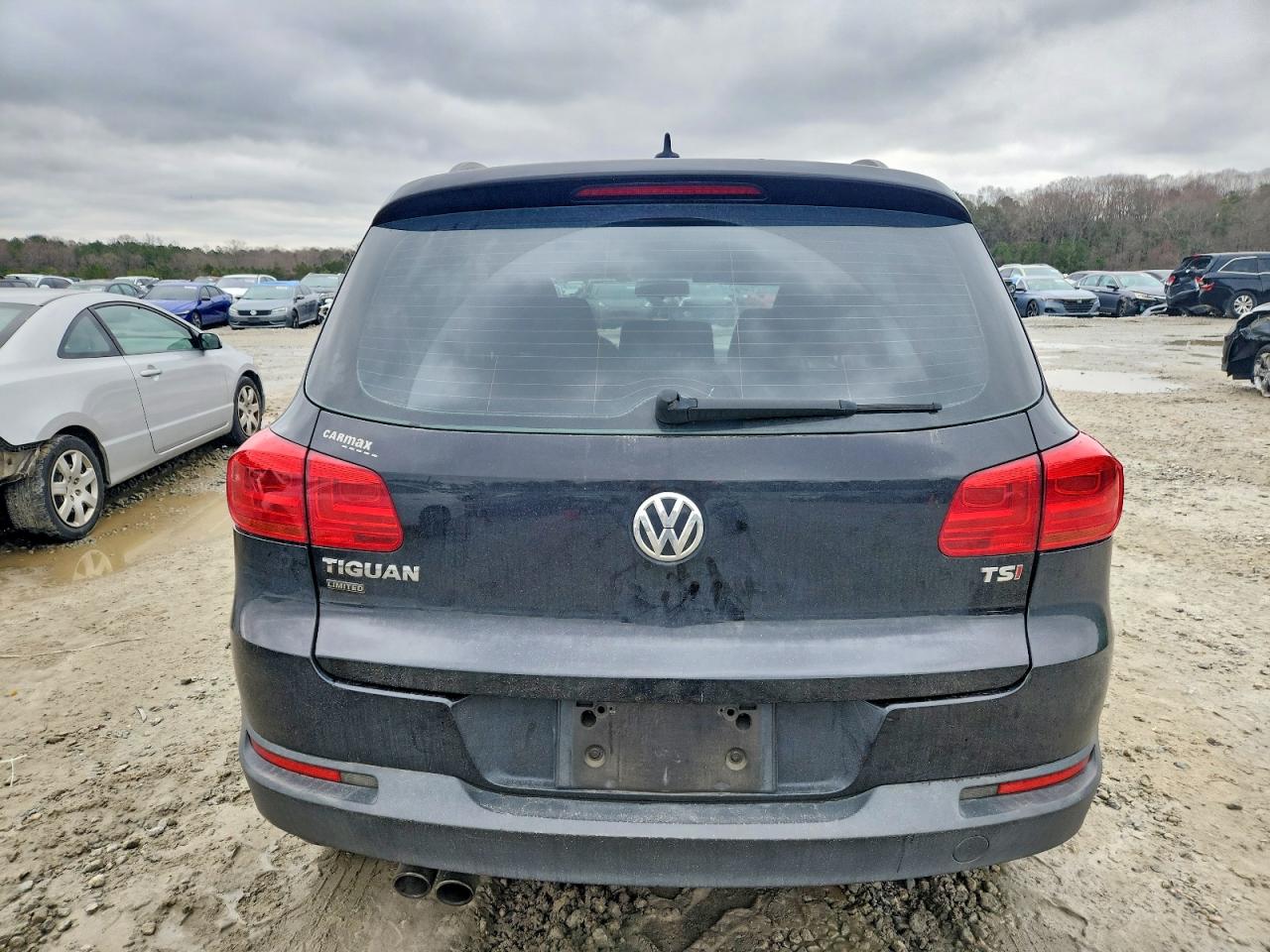 2017 VOLKSWAGEN TIGUAN S photo 6
