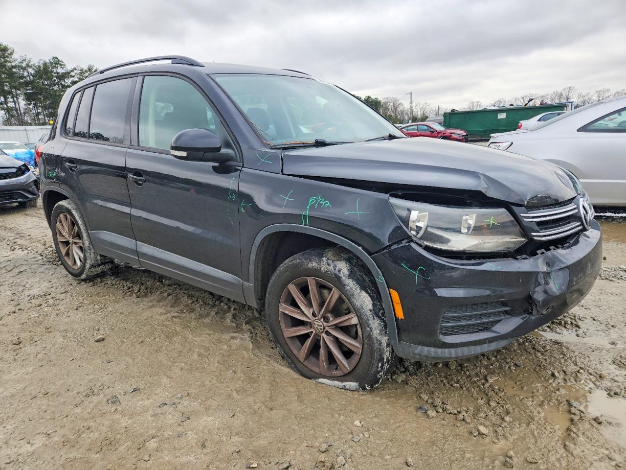 2017 VOLKSWAGEN TIGUAN S photo 4