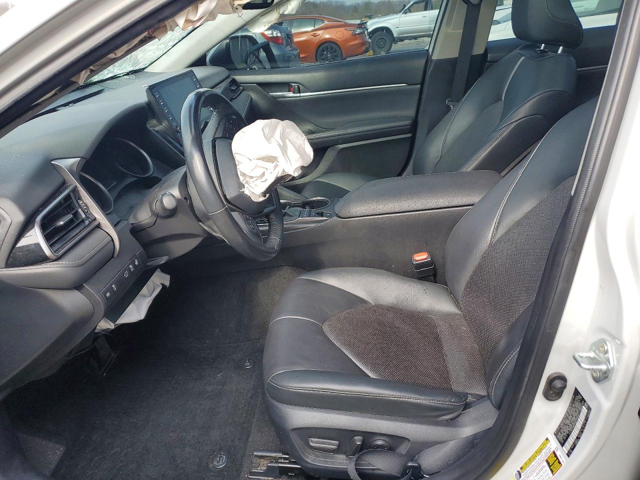 2023 TOYOTA CAMRY XSE photo 7