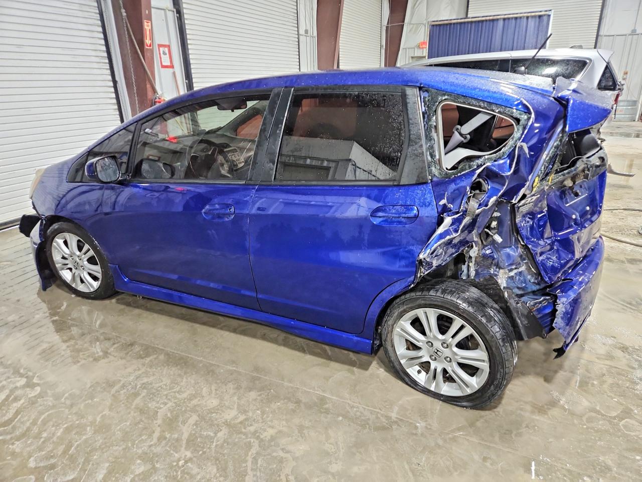 2011 HONDA FIT SPORT photo 3