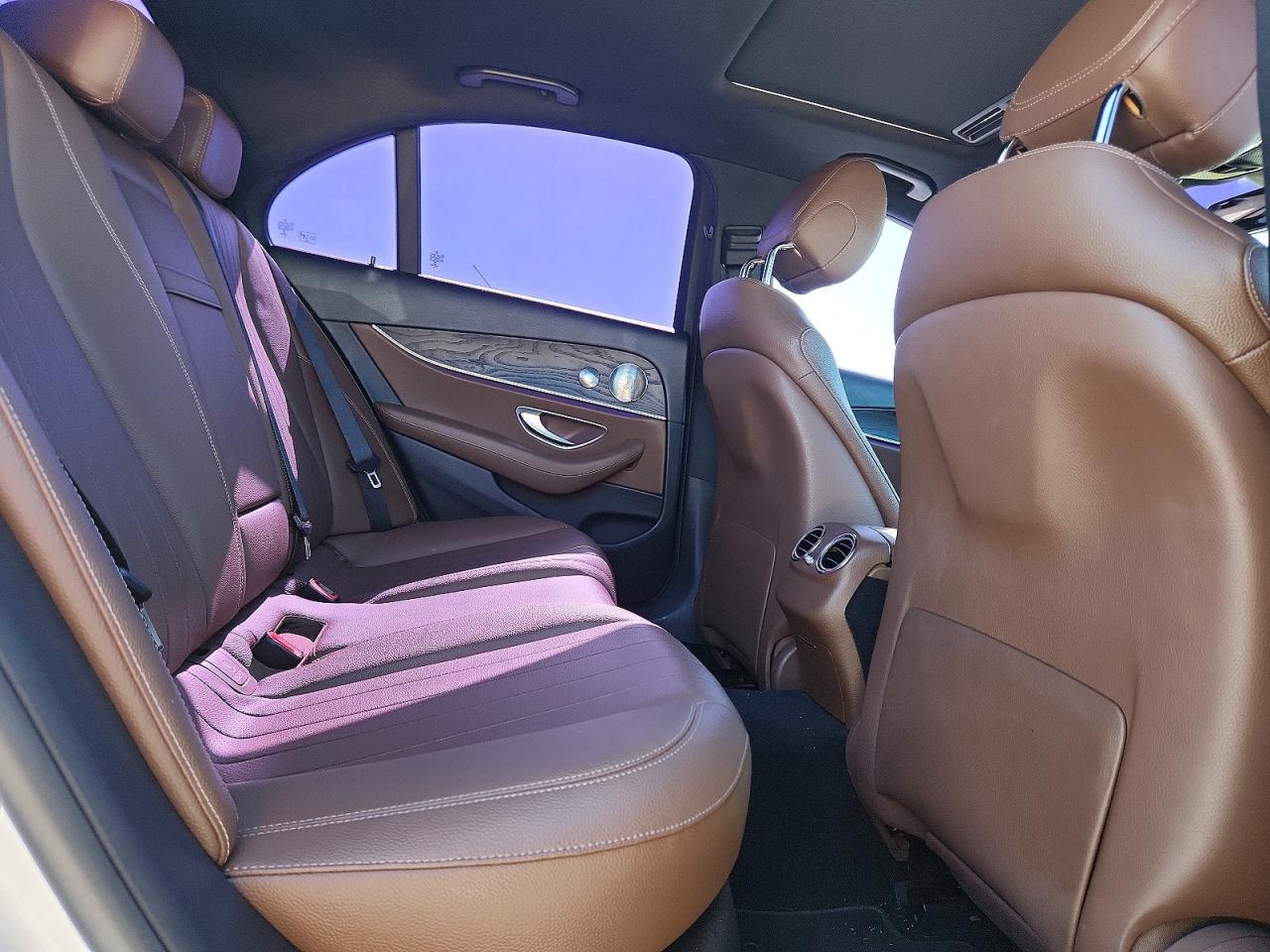 2017 MERCEDES-BENZ E 300 photo 10