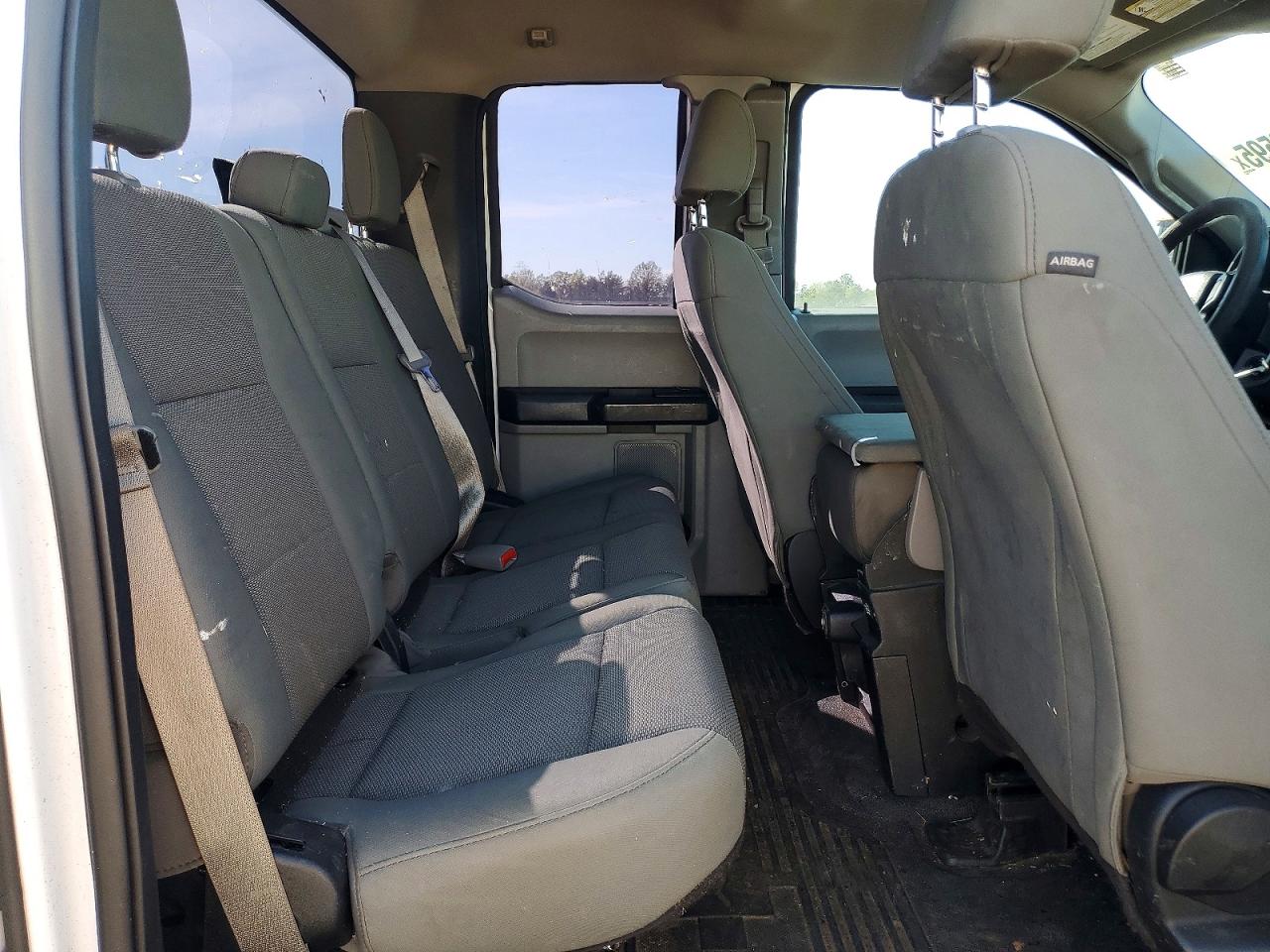 2017 FORD F250 SUPER DUTY photo 28
