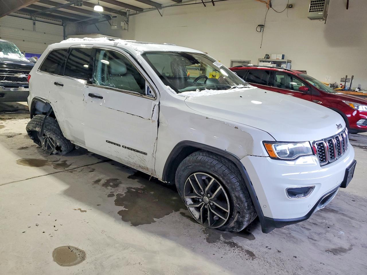 2018 JEEP GRAND CHEROKEE LIMITED photo 4