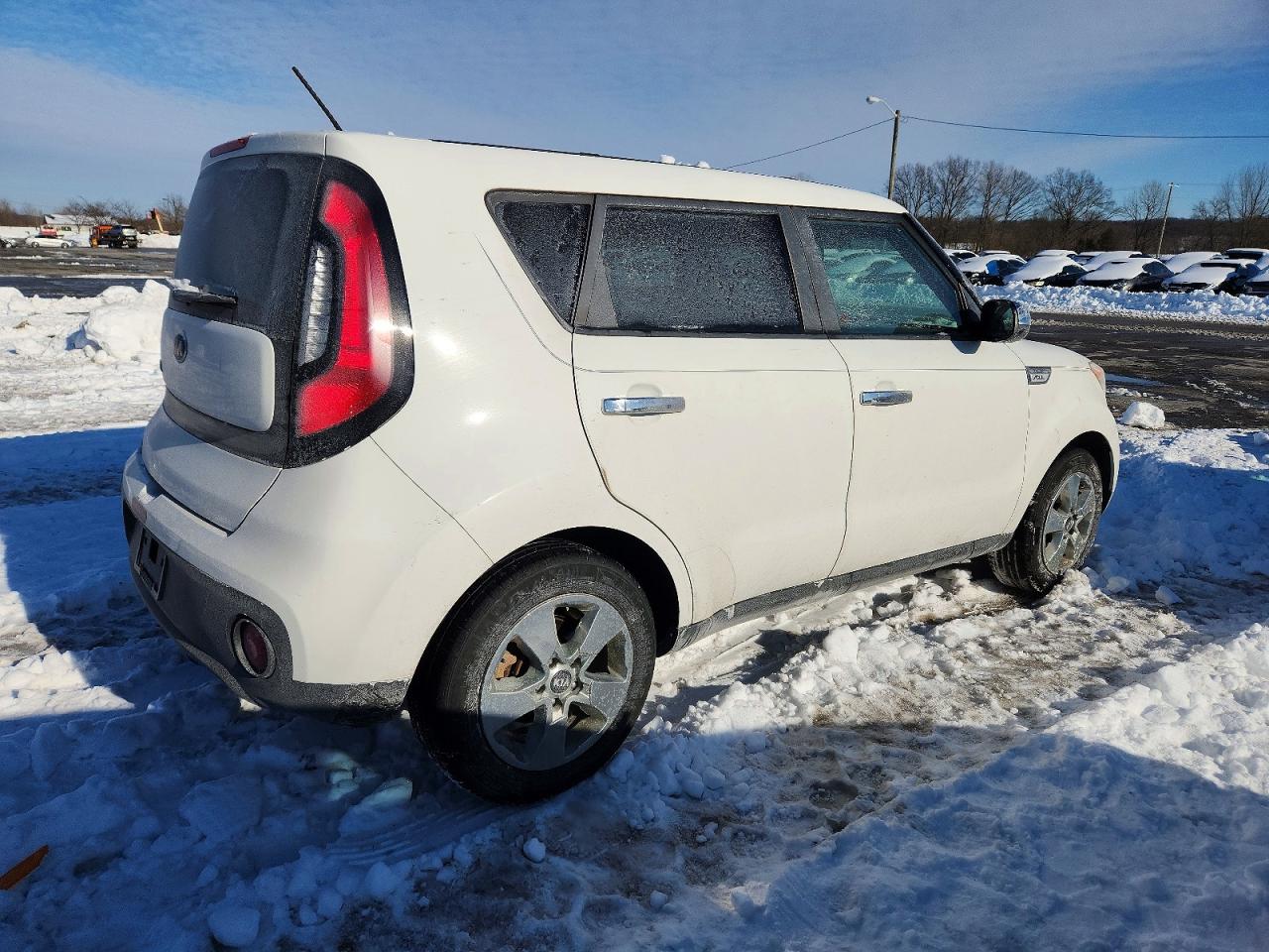 2018 KIA SOUL photo 3