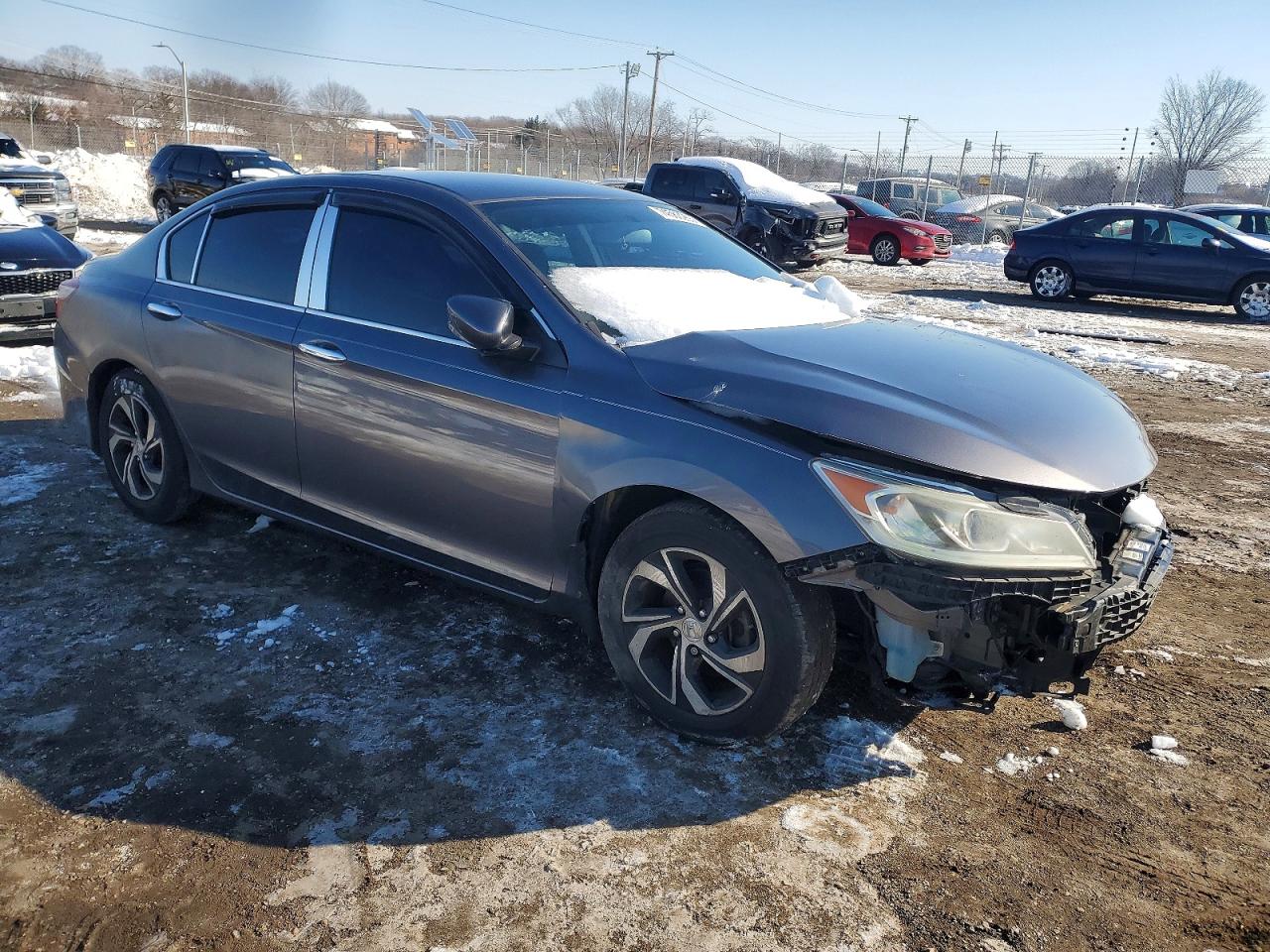 2017 HONDA ACCORD photo 4