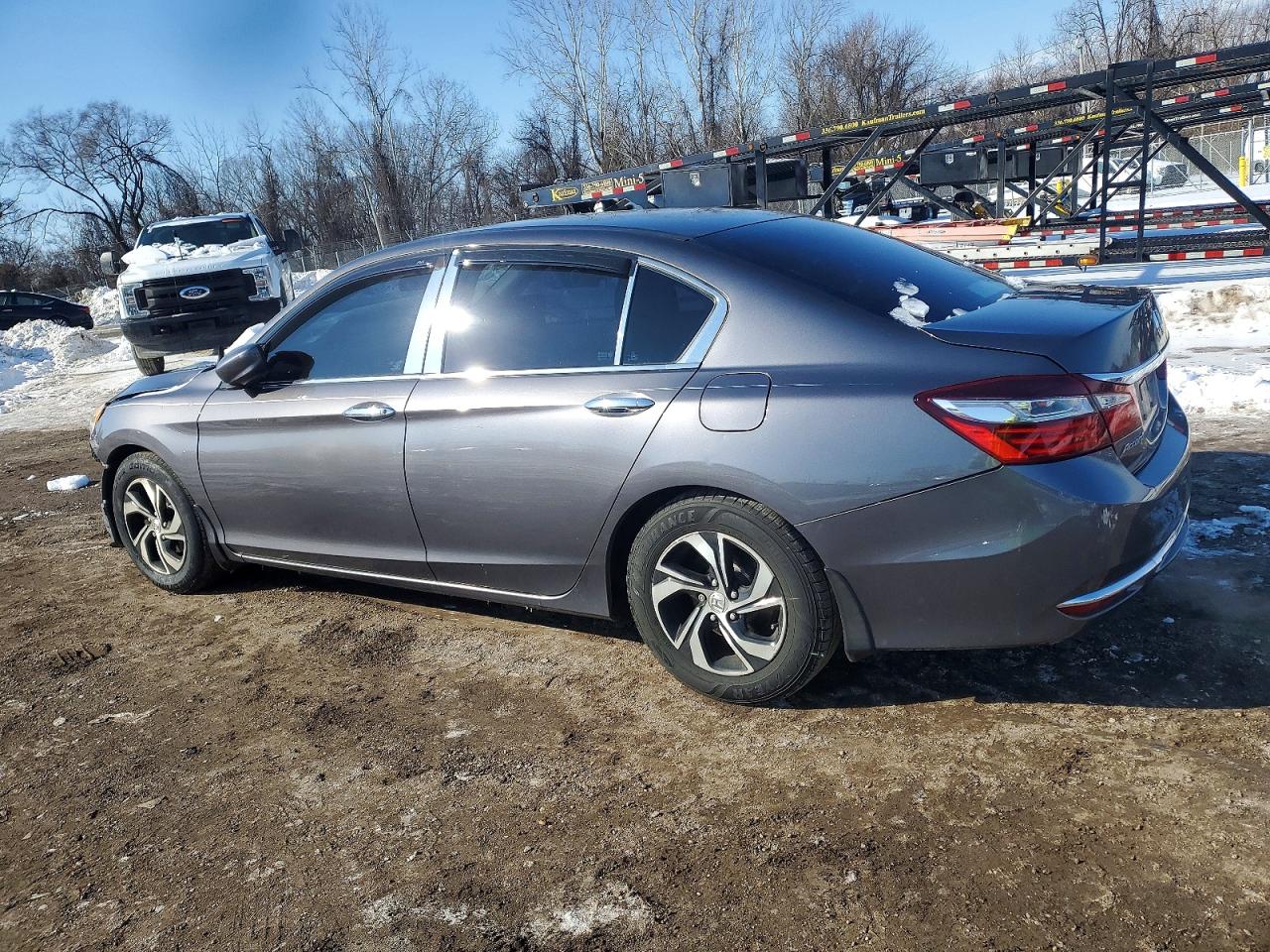 2017 HONDA ACCORD photo 2
