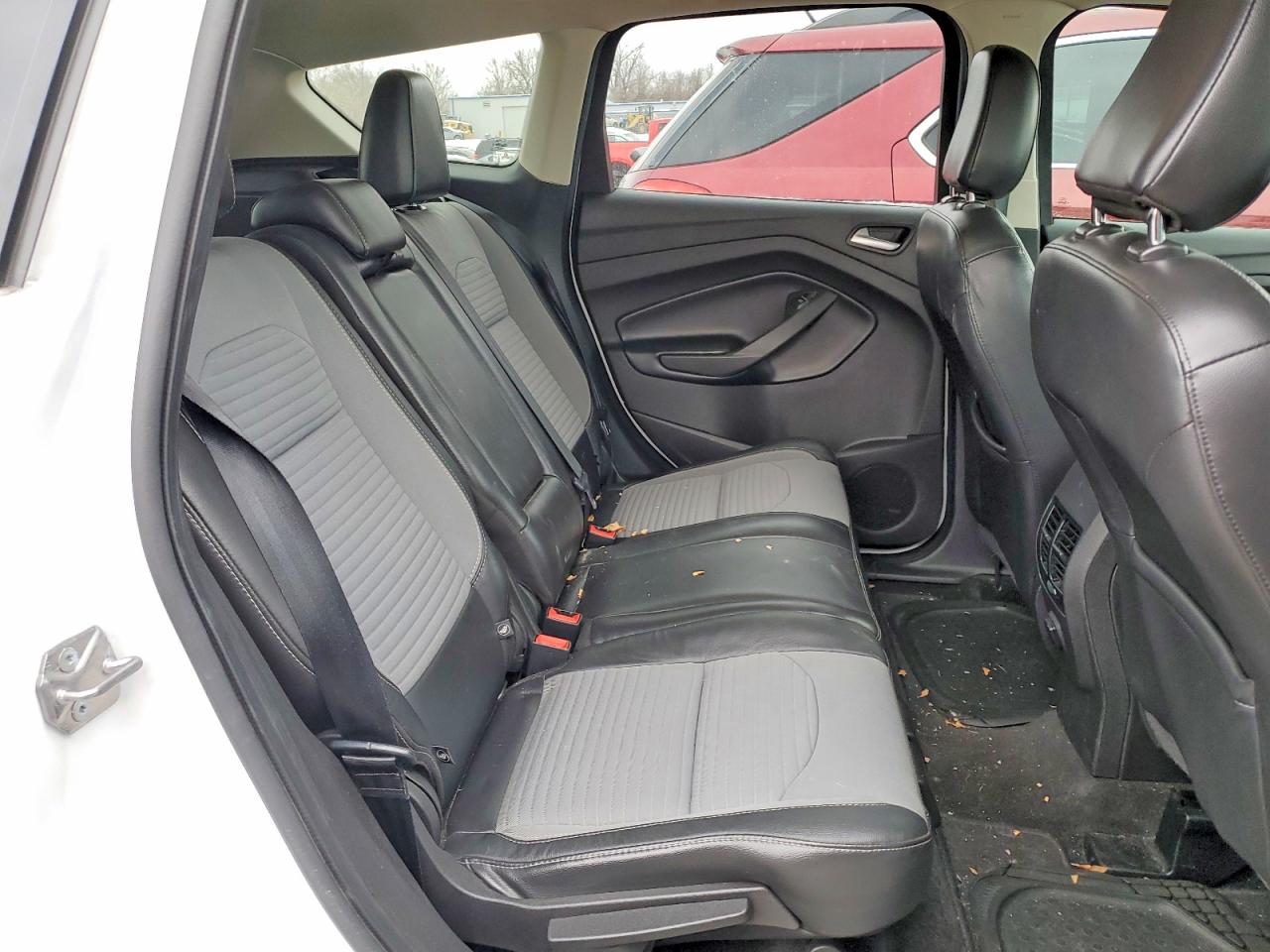 2019 FORD ESCAPE SE photo 31