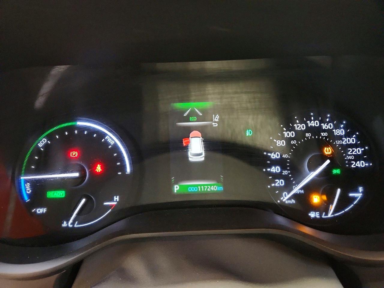 2022 TOYOTA SIENNA LE photo 9
