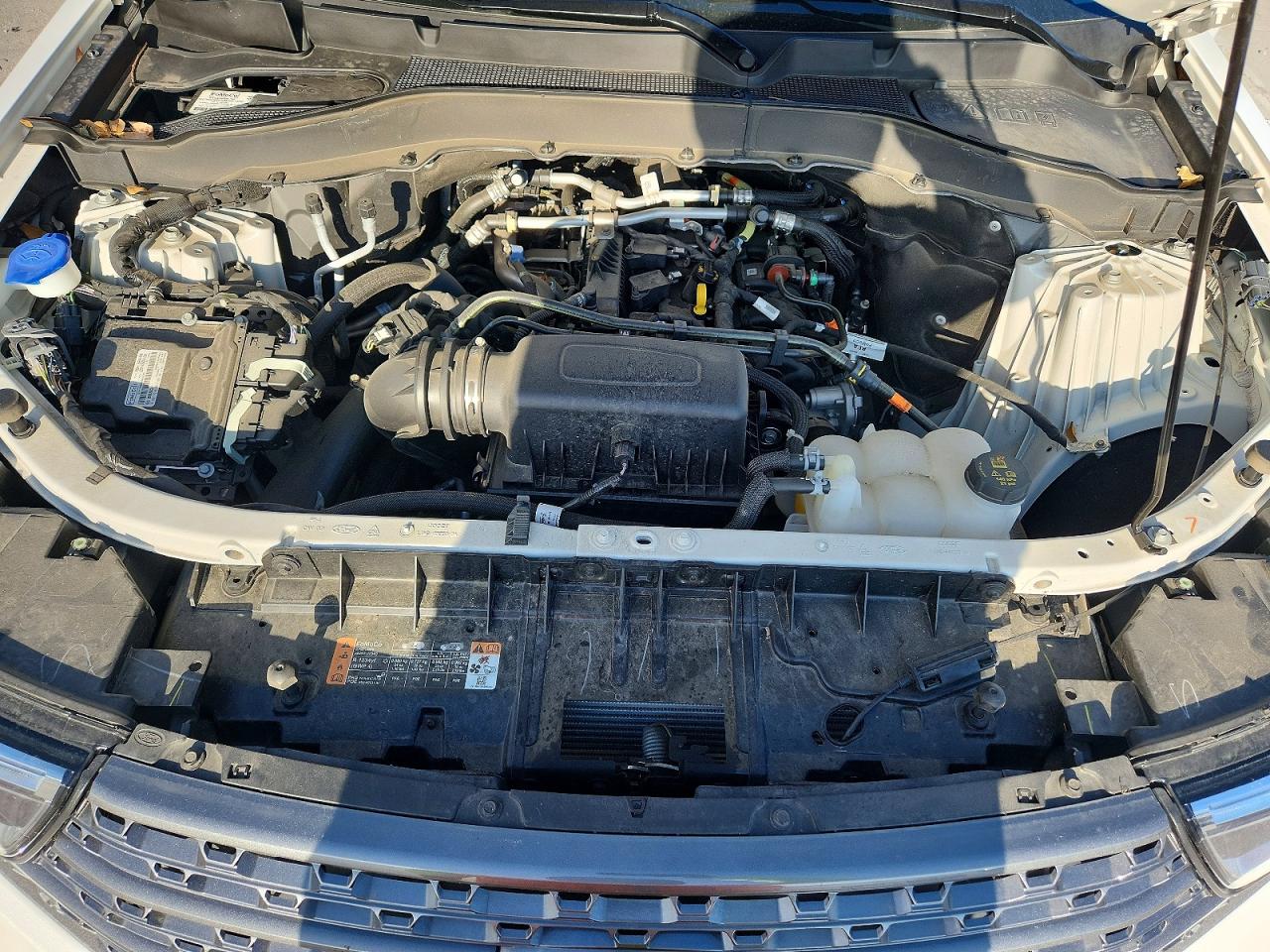 2024 FORD EXPLORER XLT photo 12
