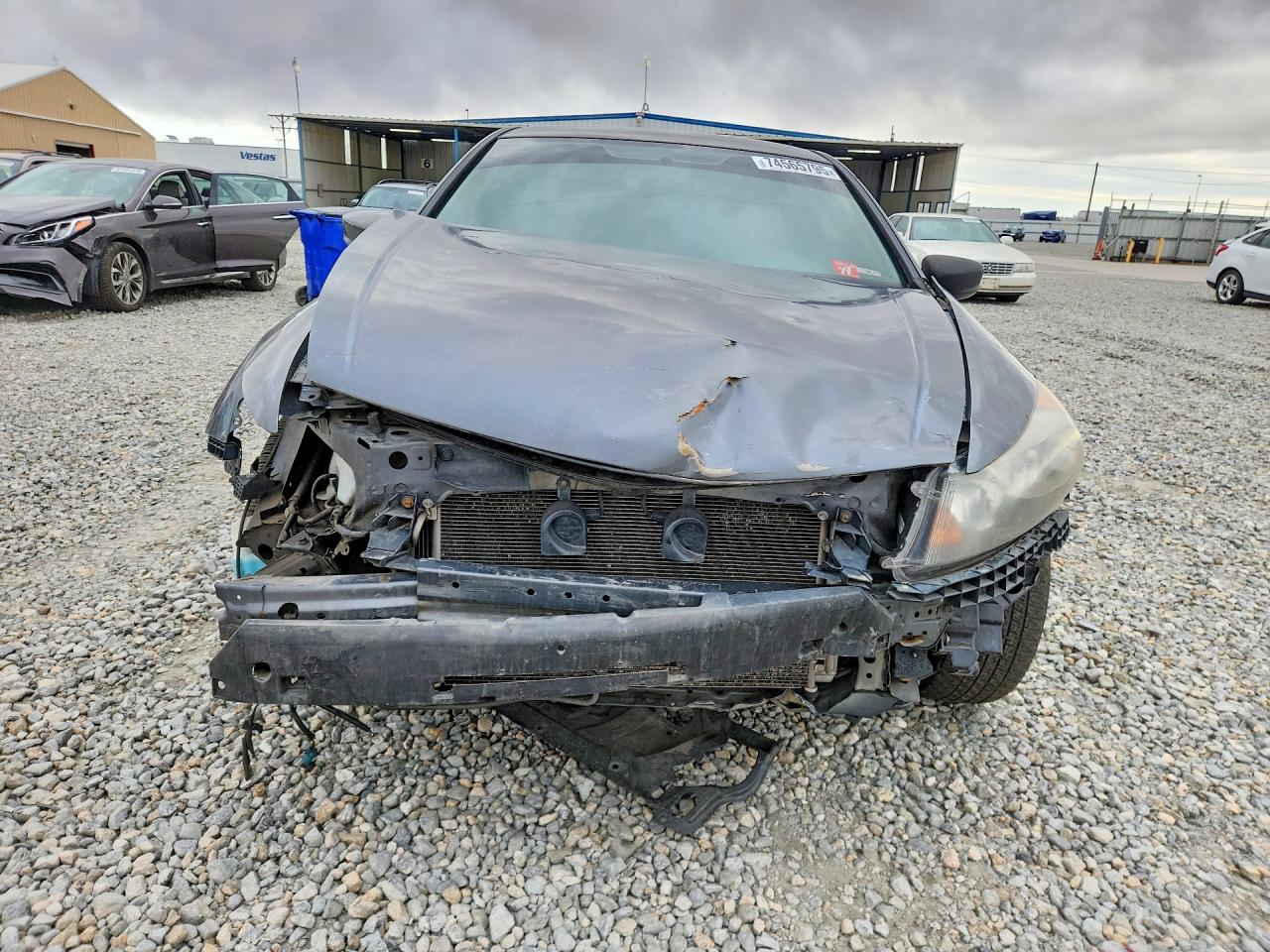 2010 HONDA ACCORD LX photo 17