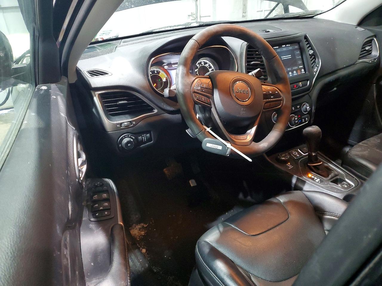 2022 JEEP CHEROKEE LATITUDE LUX photo 15