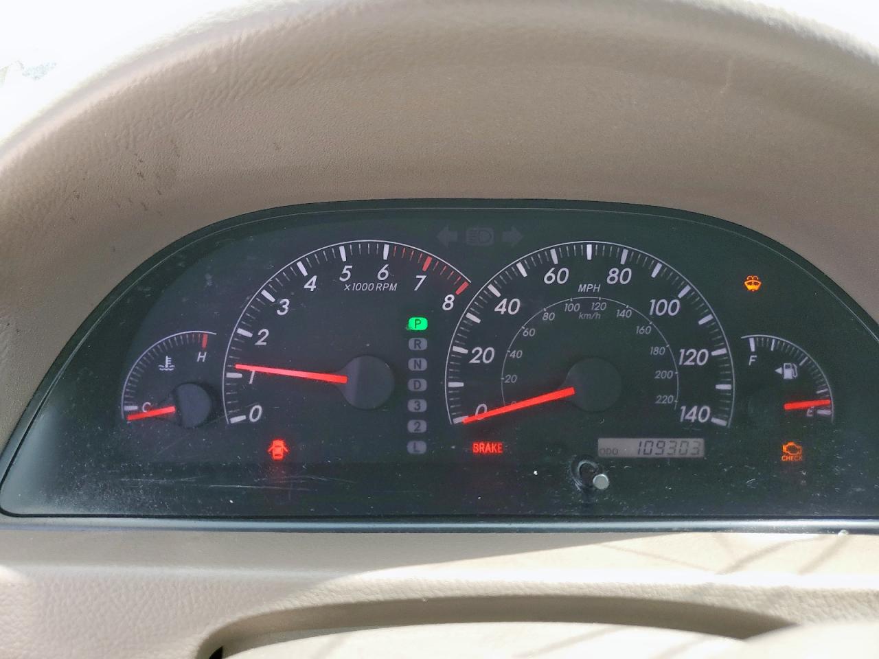 2005 TOYOTA CAMRY LE photo 9