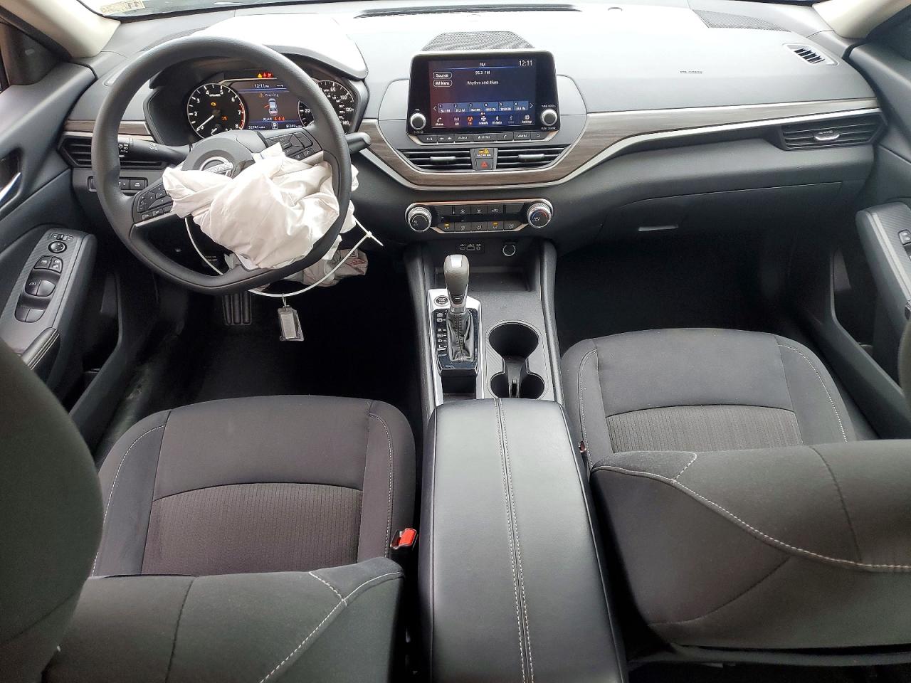 2025 NISSAN ALTIMA SV photo 15