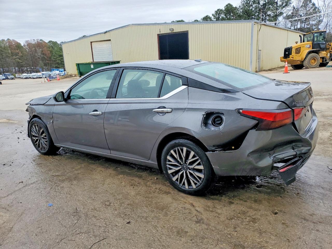 2025 NISSAN ALTIMA SV photo 3