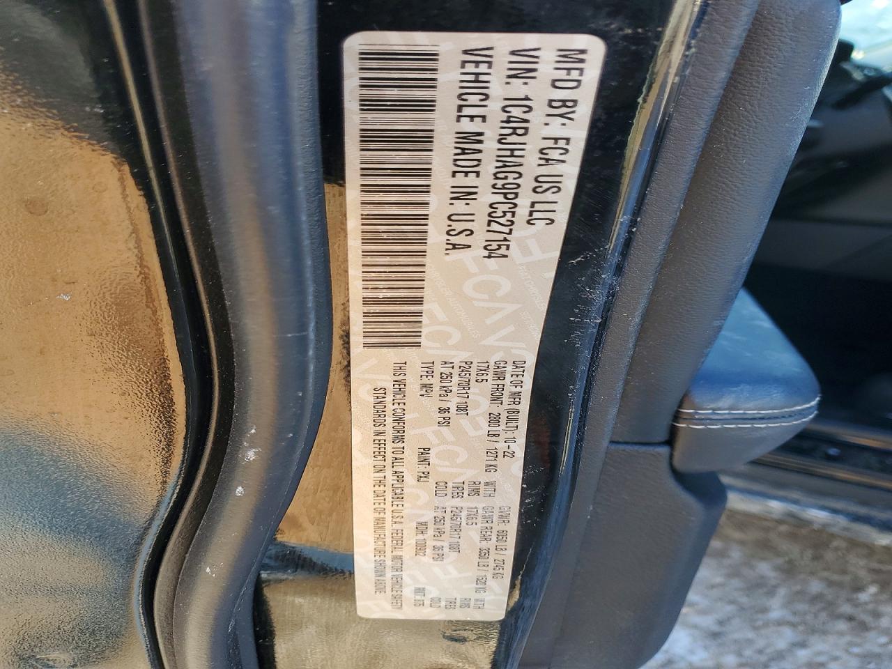 2023 JEEP GRAND CHEROKEE LAREDO photo 13