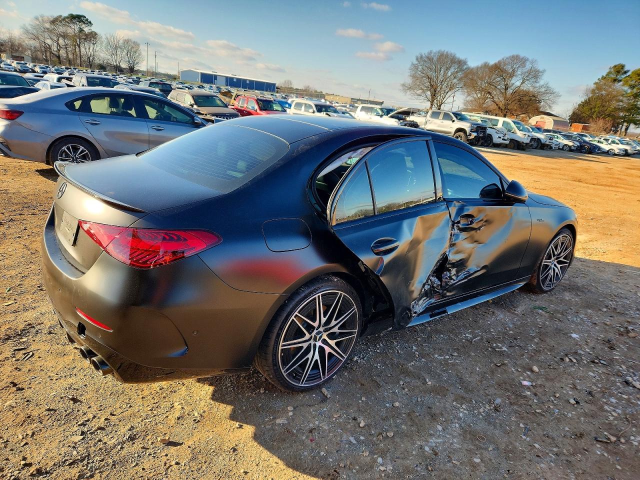 2025 MERCEDES-BENZ C 43 AMG photo 5