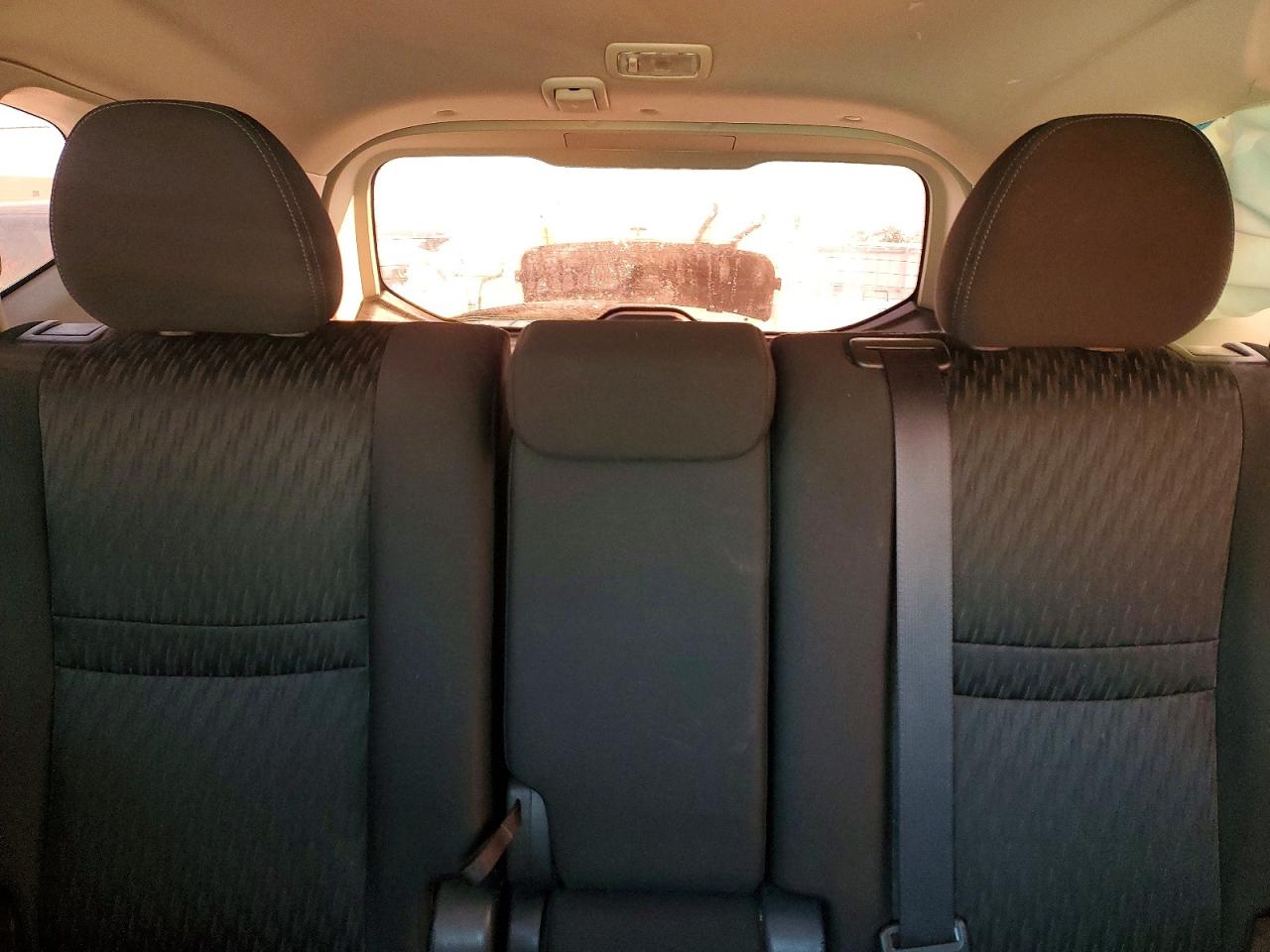2018 NISSAN ROGUE S photo 10