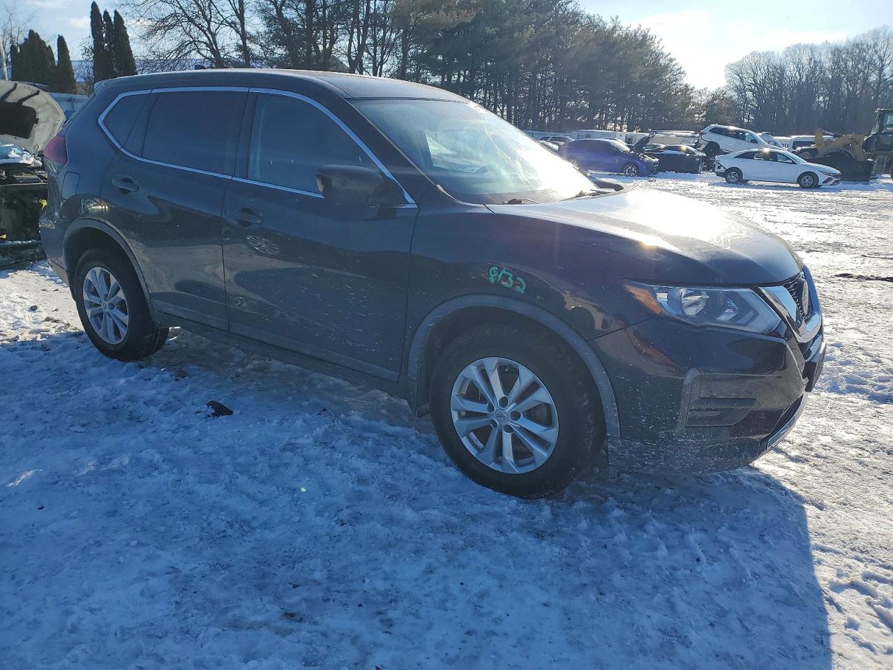 2018 NISSAN ROGUE S photo 4