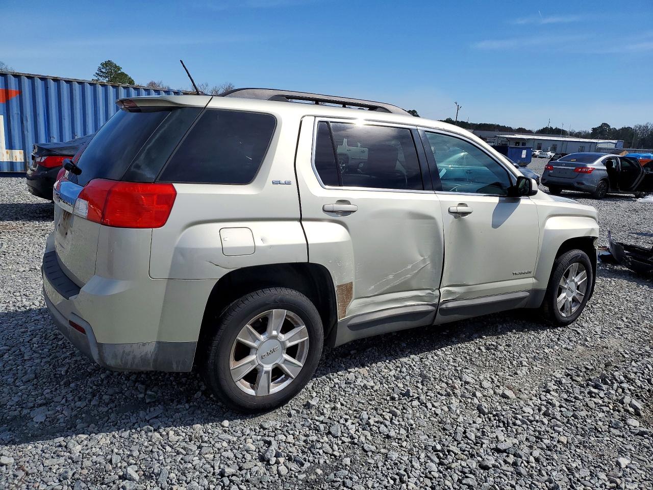 2013 GMC TERRAIN SLE photo 7