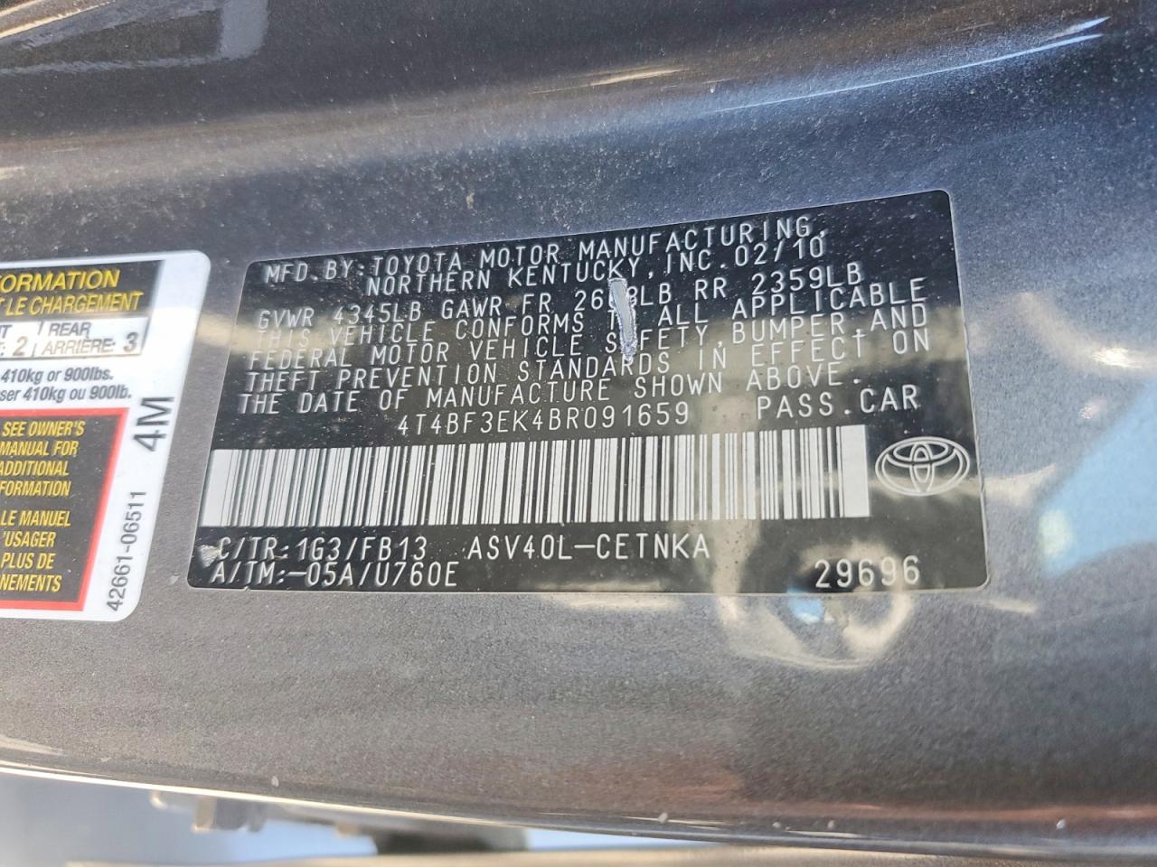 2011 TOYOTA CAMRY photo 25