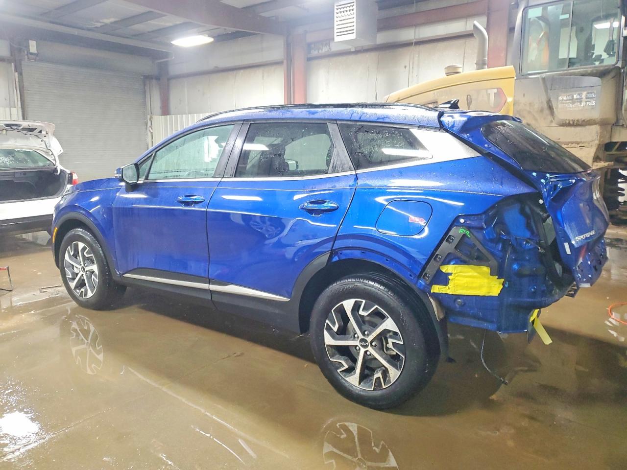 2025 KIA SPORTAGE EX photo 2