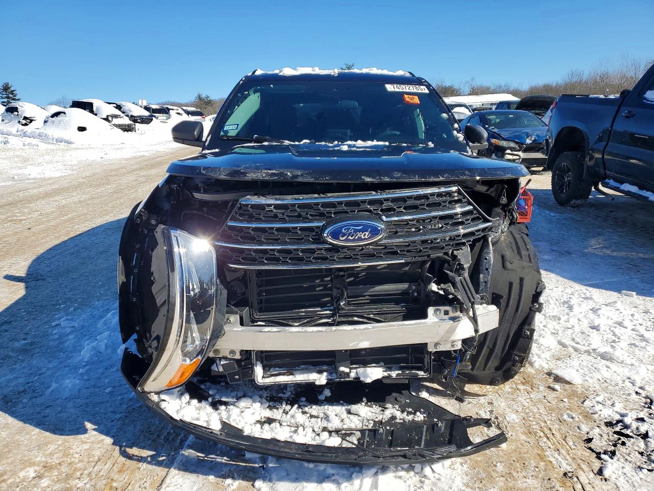 2023 FORD EXPLORER XLT photo 9